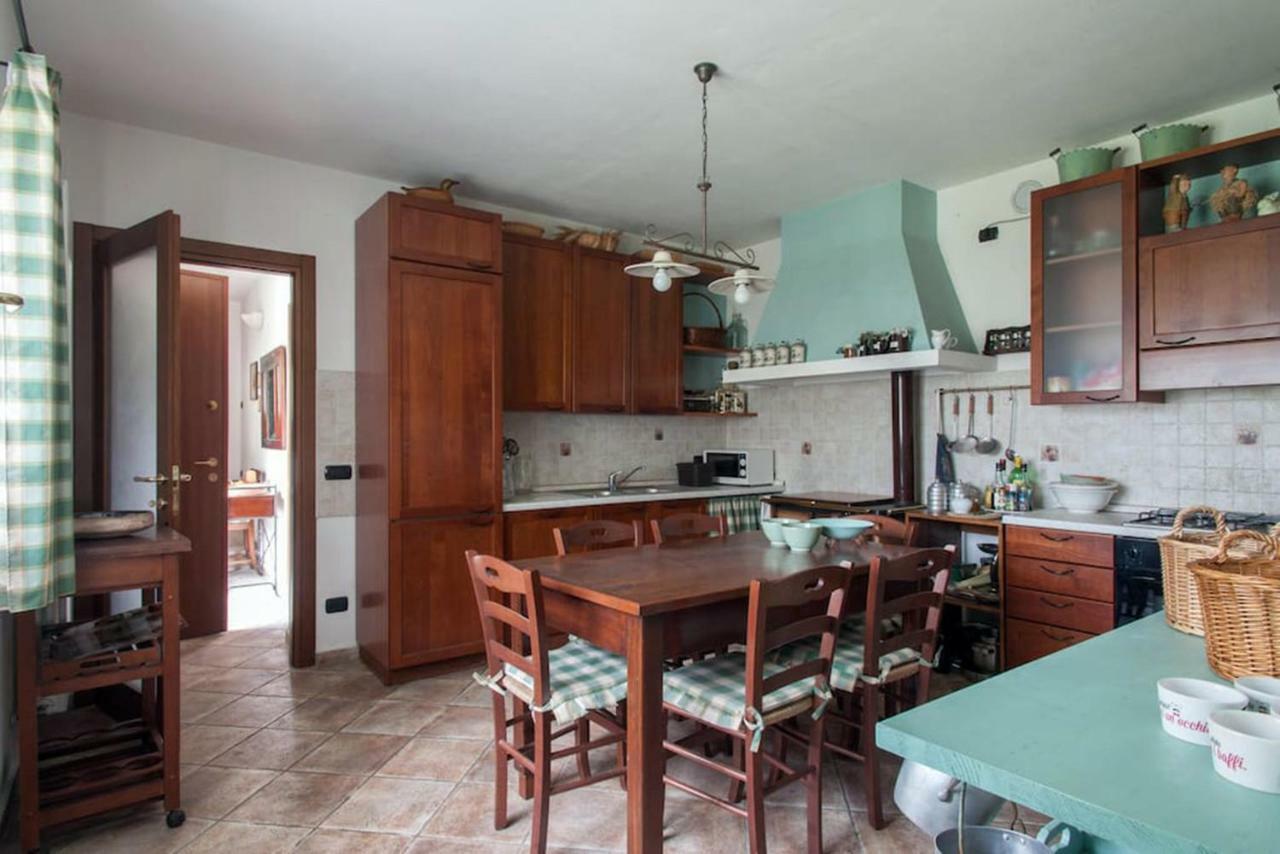 Casa Vacanze Il Noce Sovere Екстер'єр фото