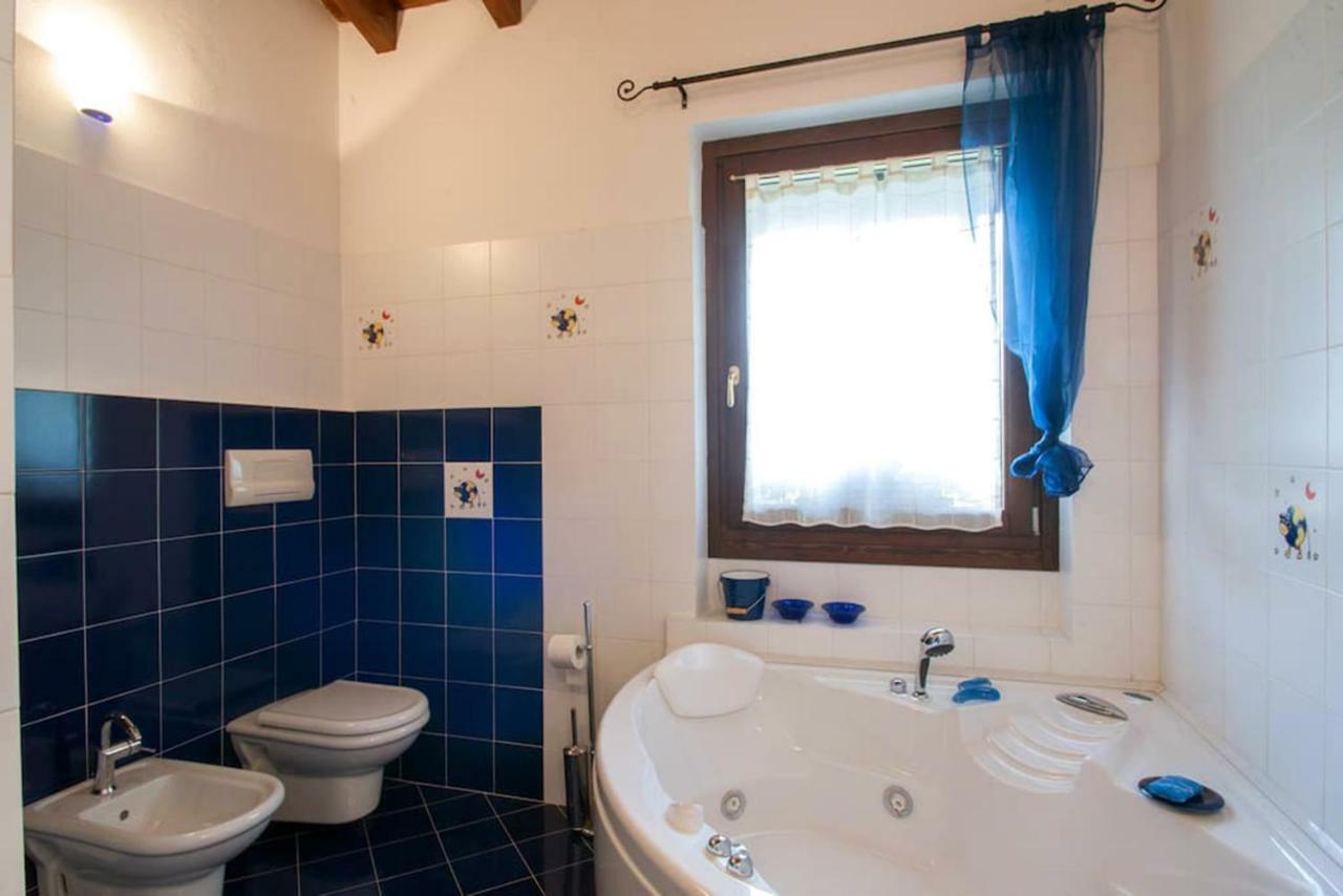 Casa Vacanze Il Noce Sovere Екстер'єр фото